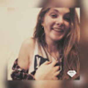 Meet your Posher, Cayla